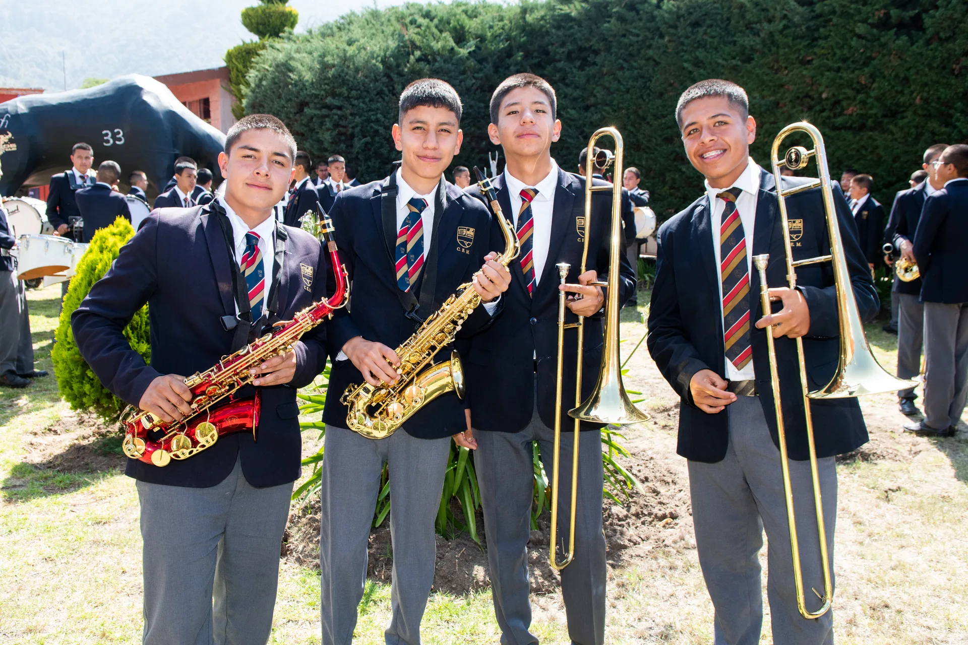 Alumnos de la Toros Marching Band